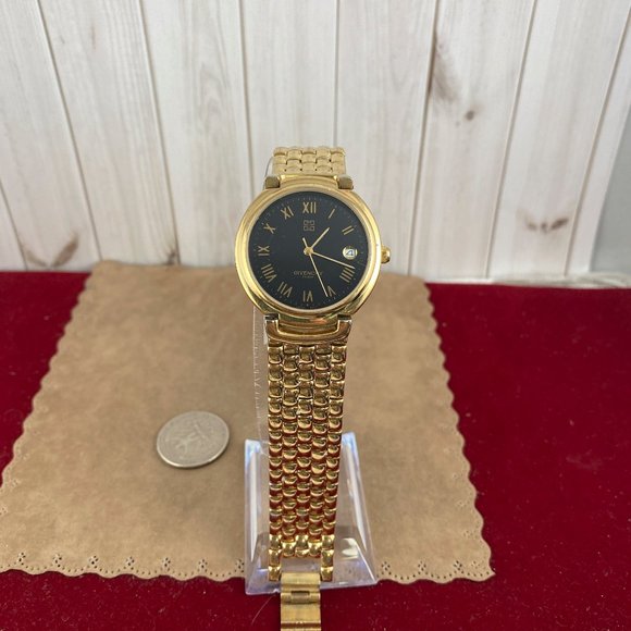 SOLD Vintage Givenchy Paris Watch 18K 10Micron Gold Plated  Date at 3 Roman - Picture 4 of 8